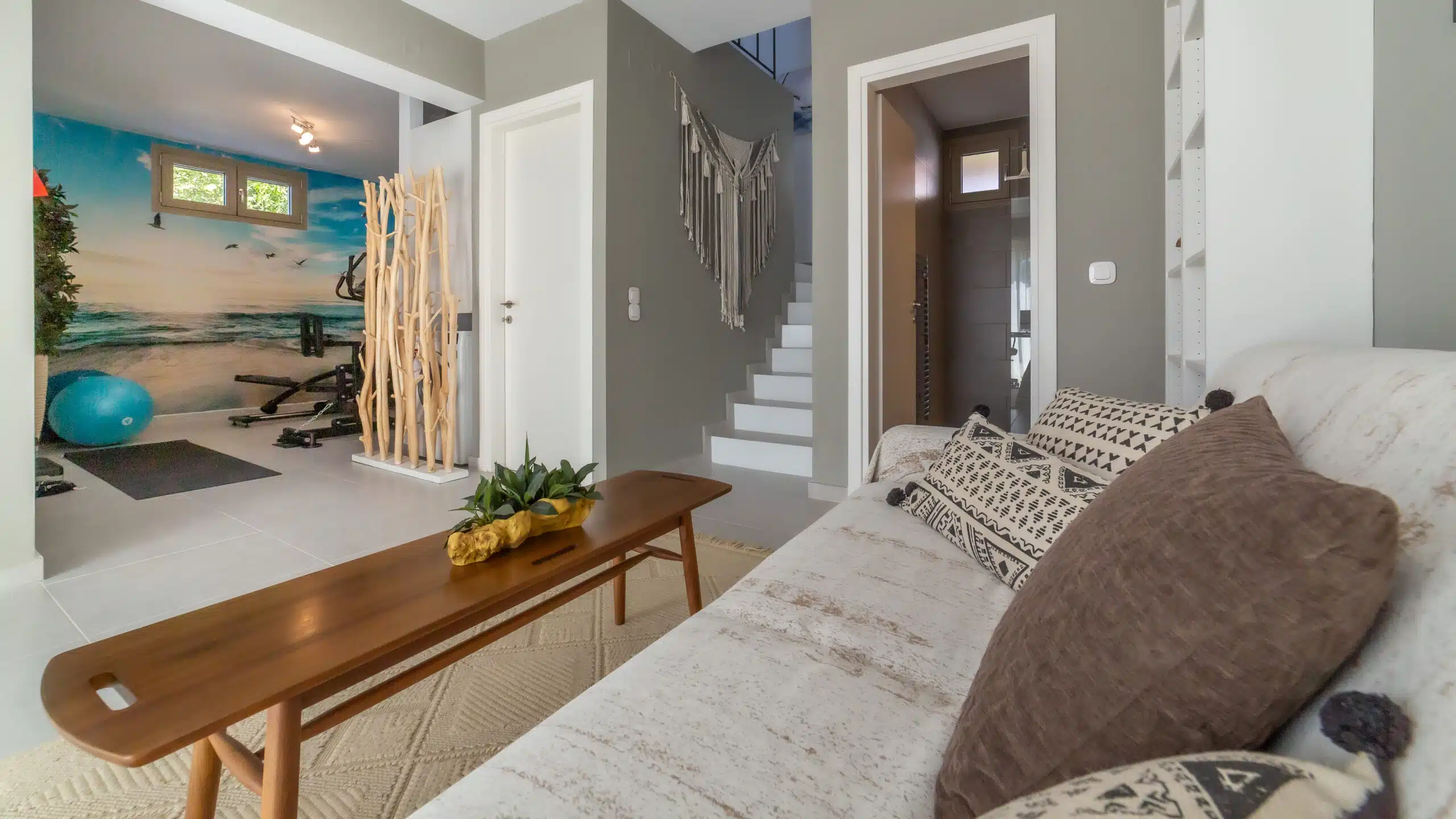 Image depicting the downstairs lounge area towards gym